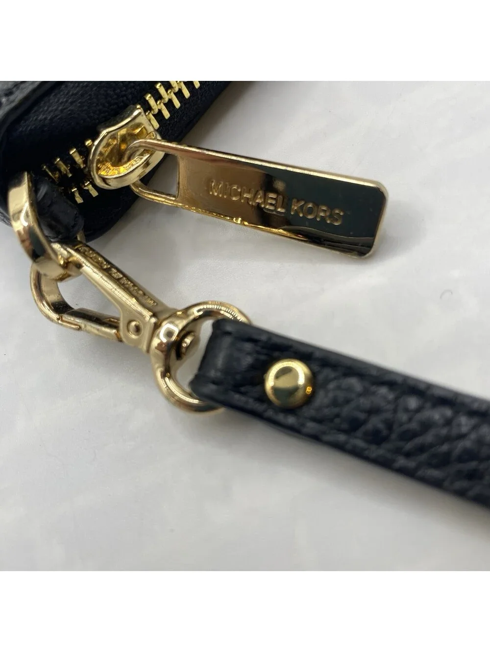 Michael Kors Black Zip-Around Wristlet Wallet Organizer w/ Logo & Wrist Strap
